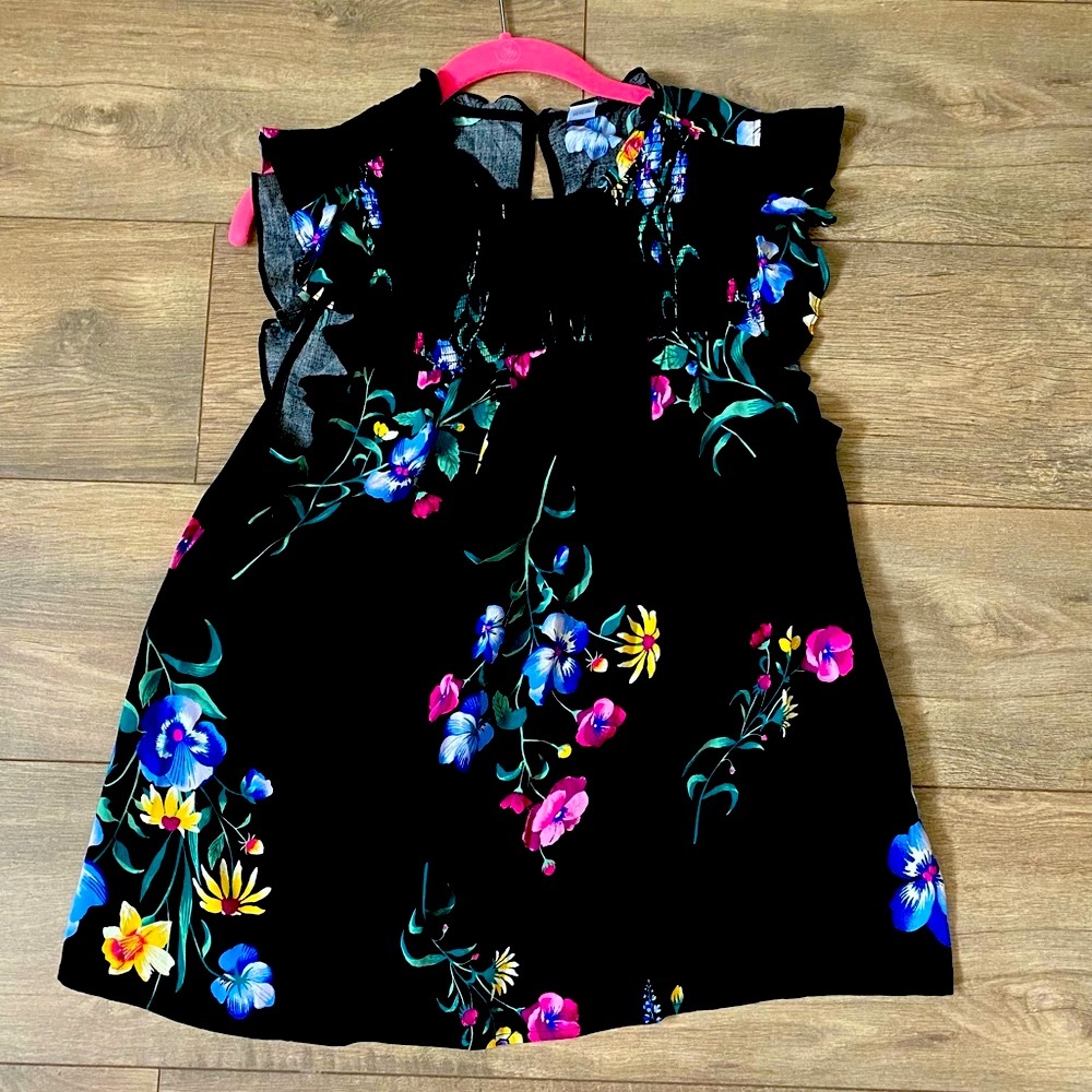 Old Navy high neck top with ruffled sleeve detail